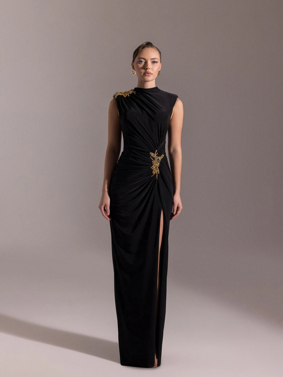 25019-Vatkalı Hakim Yaka Yırtmaçlı Uzun Abiye Elbise