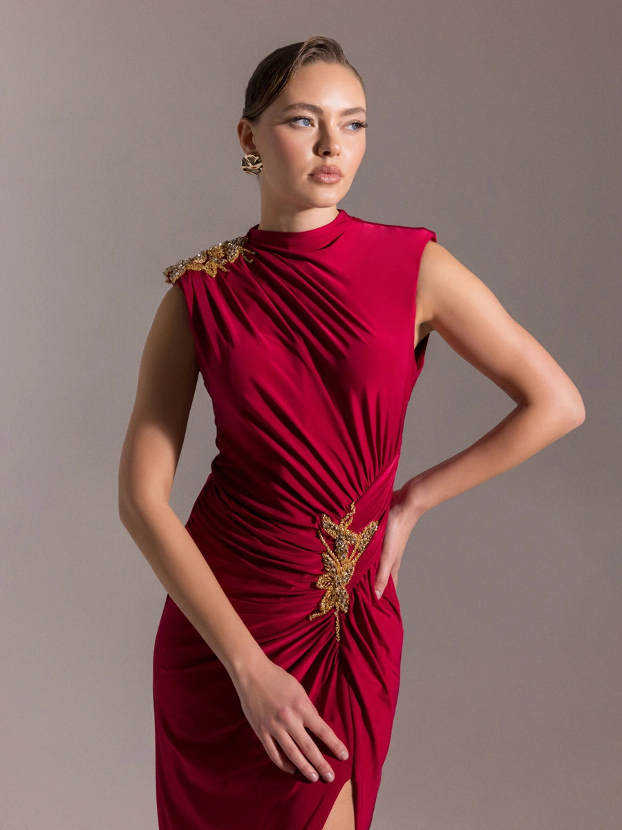 25019-Vatkalı Hakim Yaka Yırtmaçlı Uzun Abiye Elbise