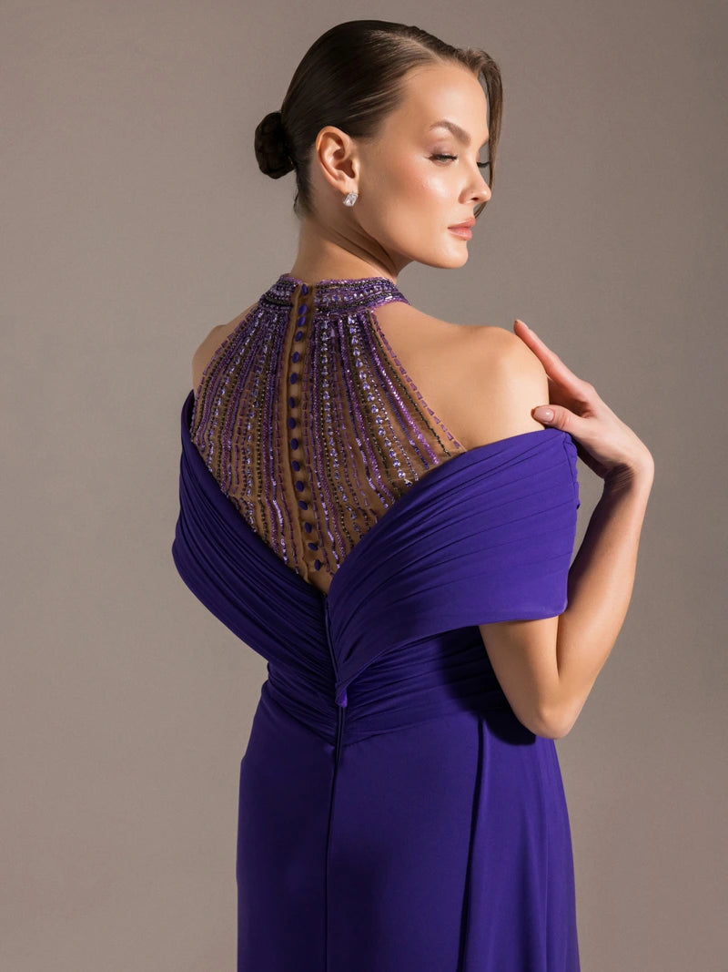 25031-Hakim Yaka Dekolte Detaylı Drapeli Yırtmaçlı Elbise