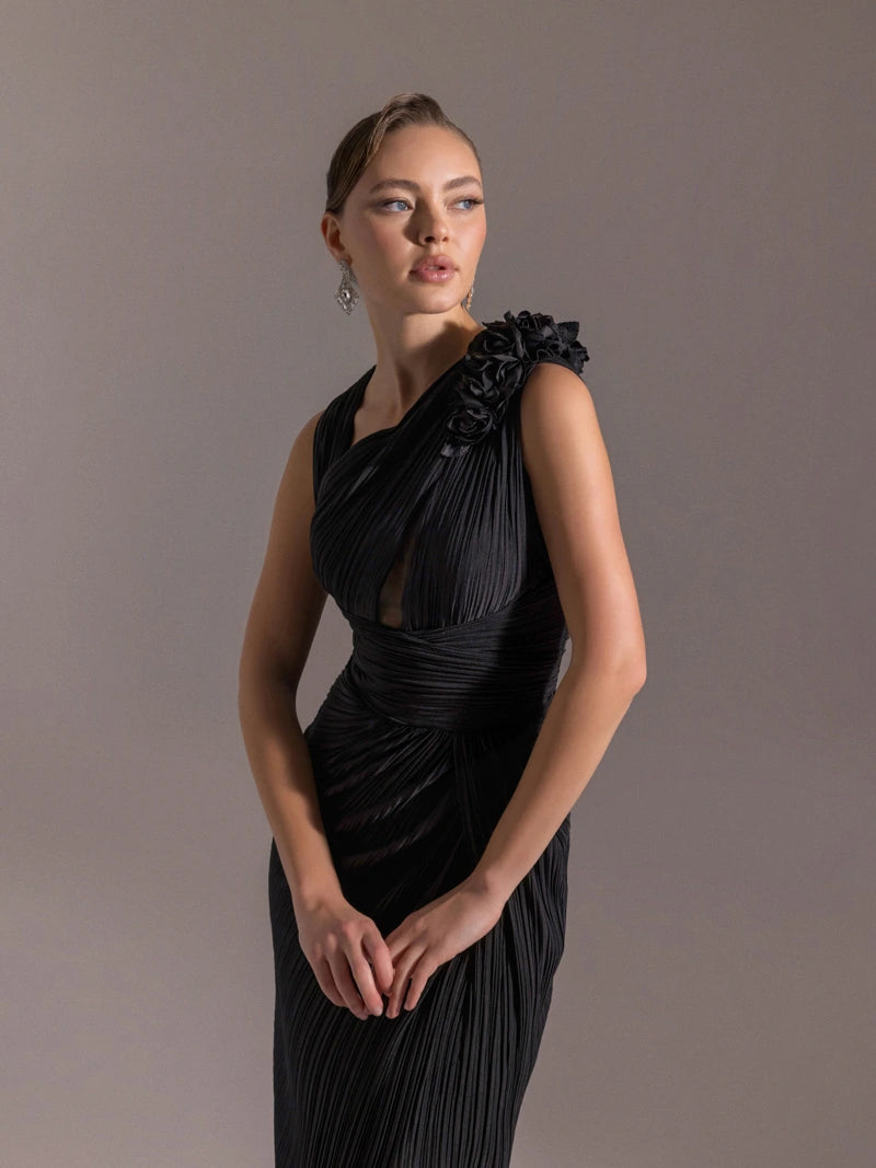 25041-Omuzu Çiçekli Piliseli Abiye Elbise