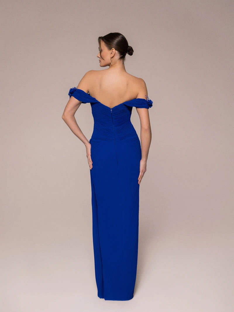 Straplez Pı̇lı̇selı̇ Kolları Çı̇çeklı̇ Yırtmaçlı Elbı̇se Saks Mavi Rengi Arka