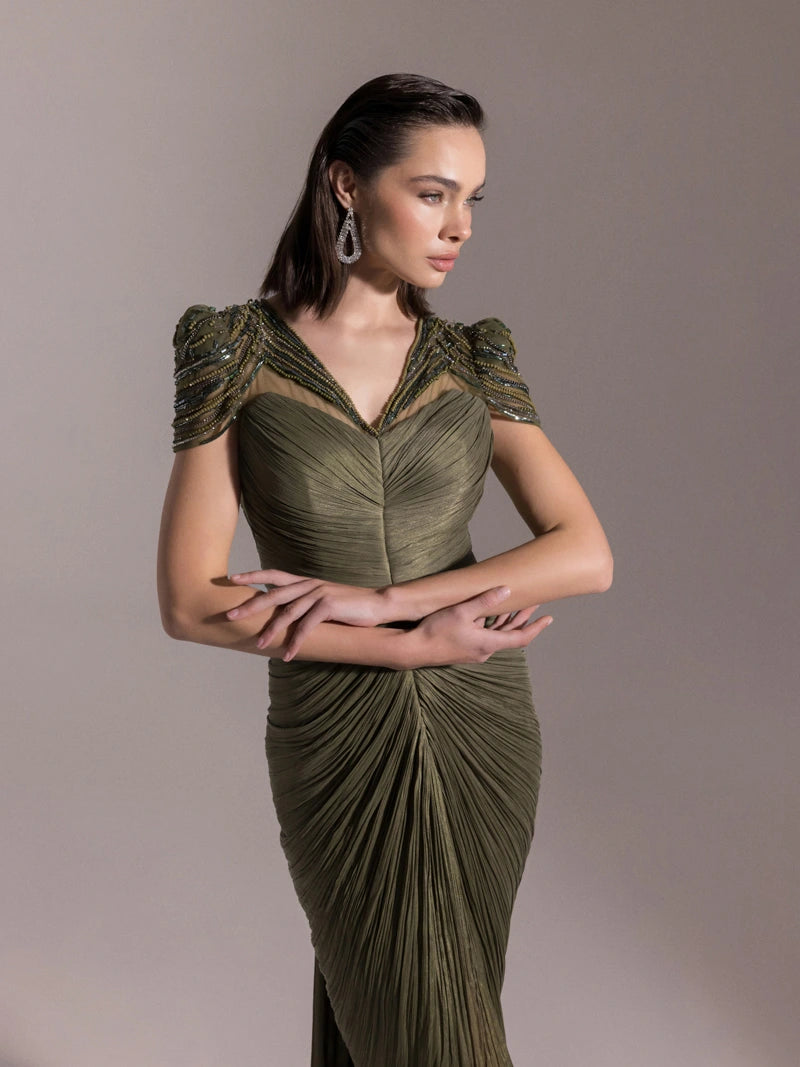 25051-Omuz İşleme Detaylı Pilise Abiye Elbise