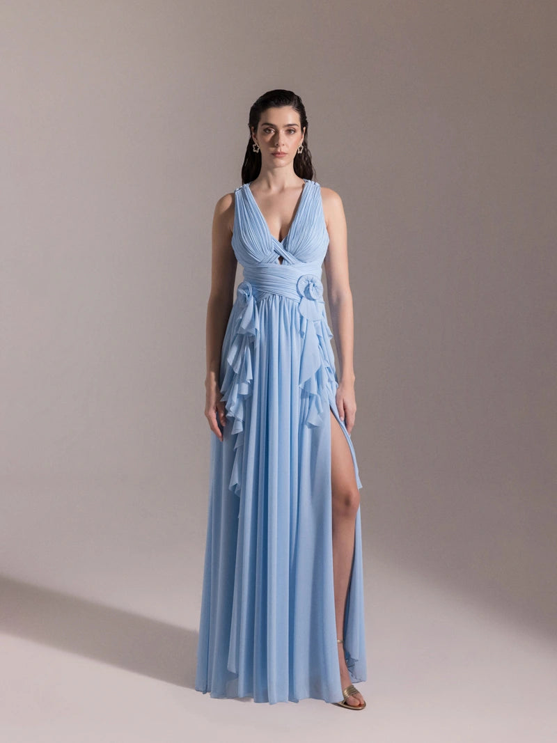 25062-V Yaka Piliseli Yırtmaçlı Abiye Elbise