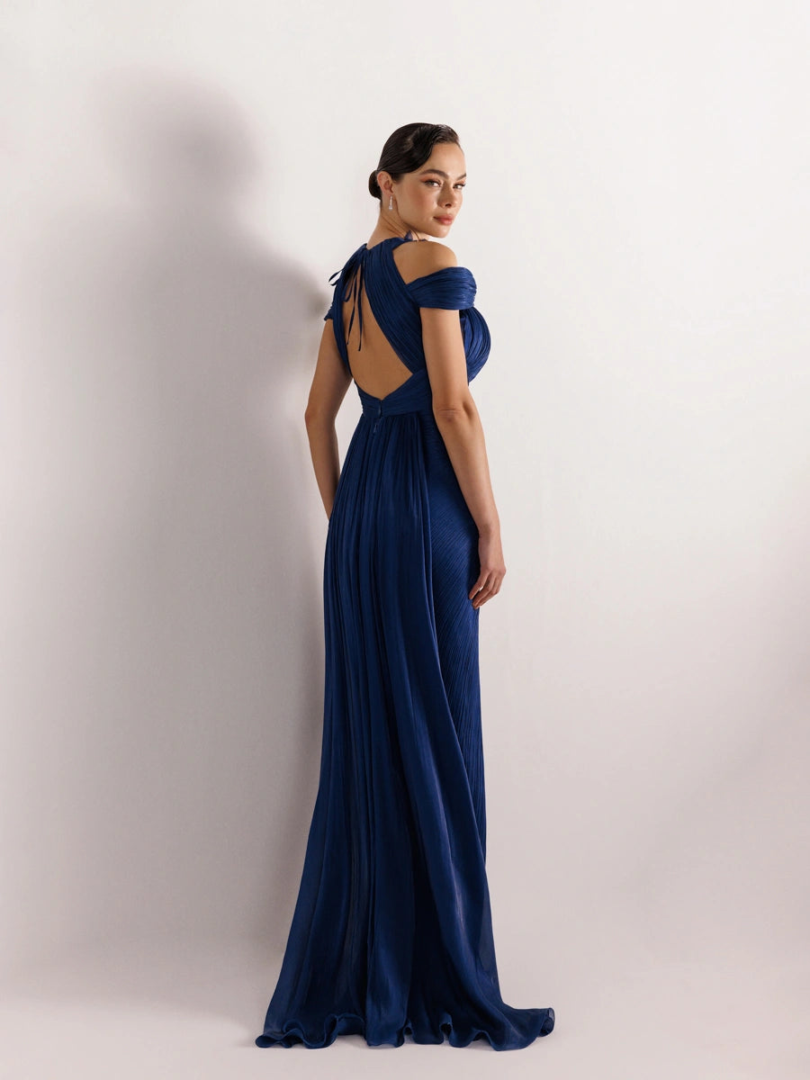 25074-Yakası Çiçekli Göğüs Dekoltesi İşlemeli Abiye Elbise