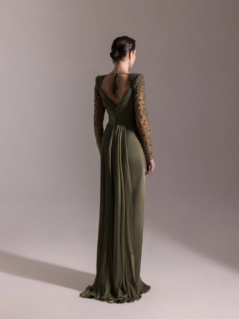 25075-Omuzları İşlemeli Piliseli Abiye Elbise