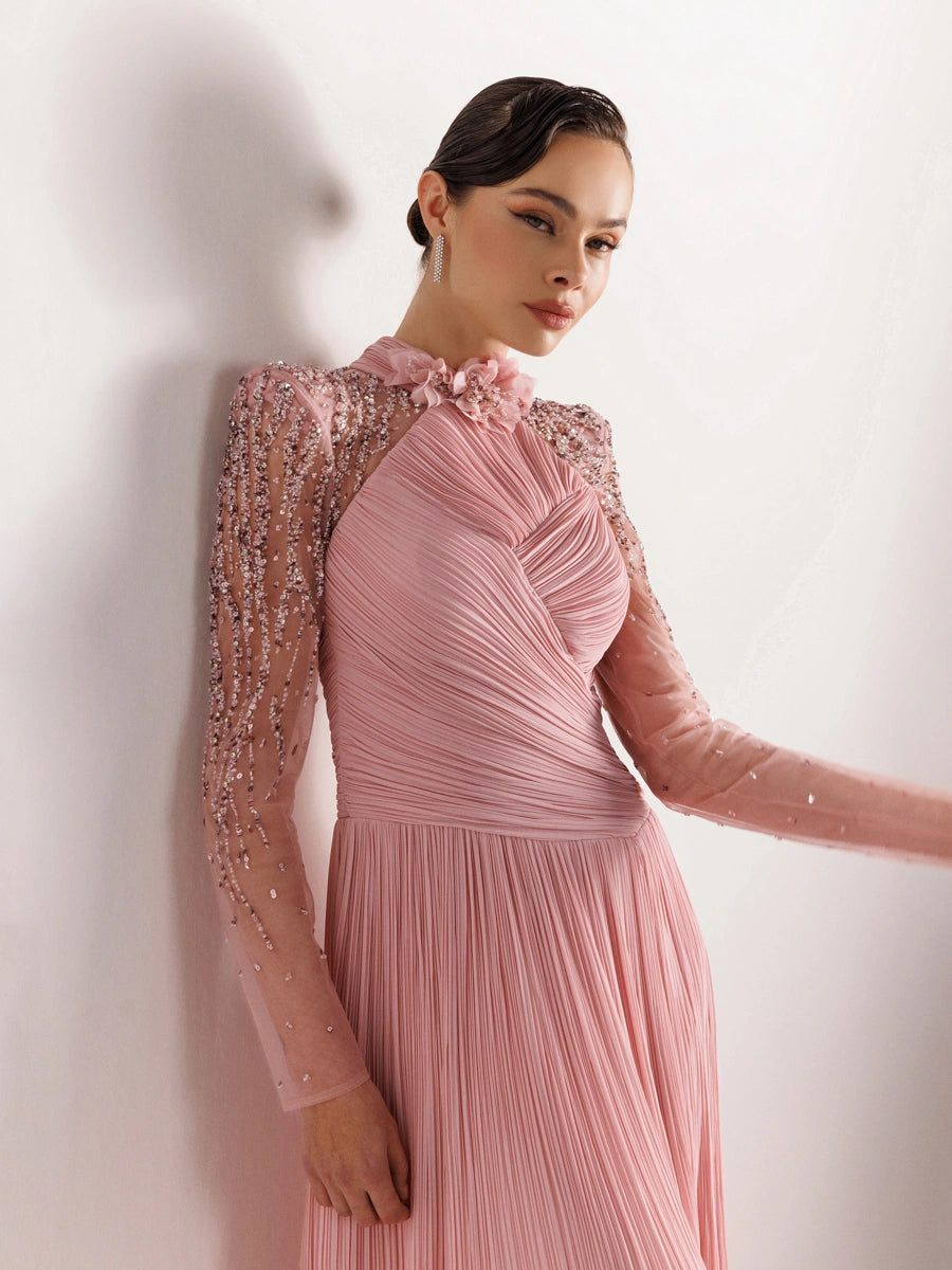 25076-Hakim Yaka İşleme ve Çiçek Detaylı Pliseli Abiye Elbise