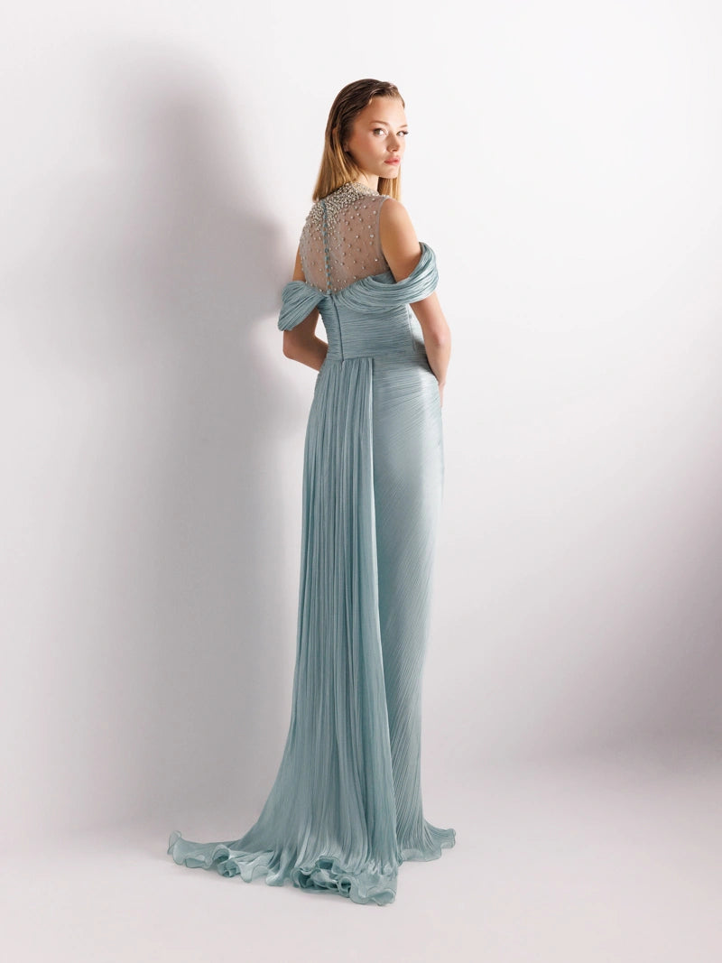 25077-İşlemeli Pliseli Kuyruklu Elbise