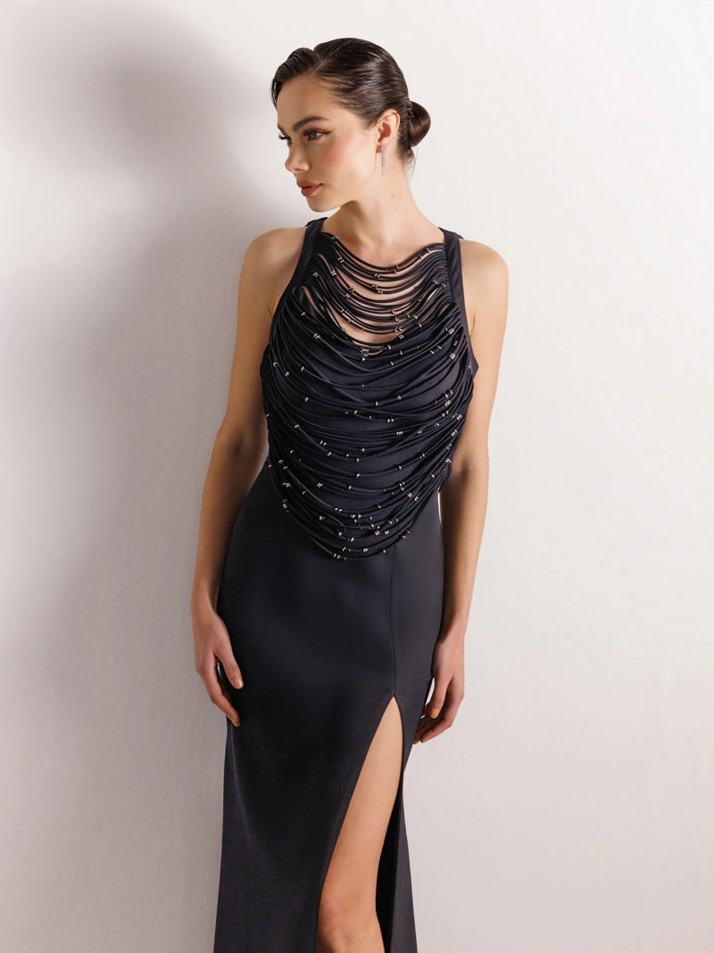 25079-Şerit ve Boncuk Detaylı Yırtmaçlı Balık Abiye Elbise