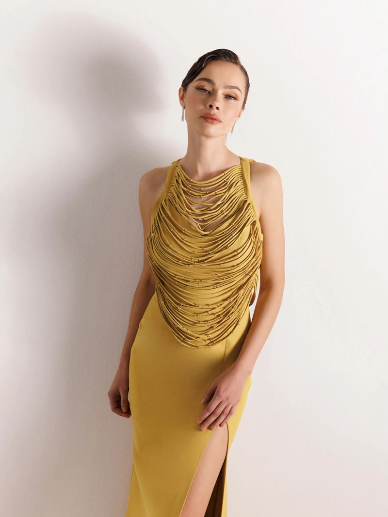 25079-Şerit ve Boncuk Detaylı Yırtmaçlı Balık Abiye Elbise