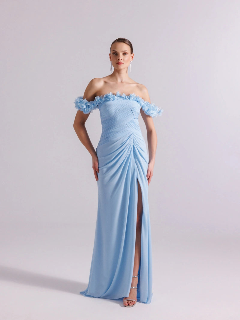 Mavi renk Straplez, Kolları Çiçekli, Yırtmaçlı Elbise