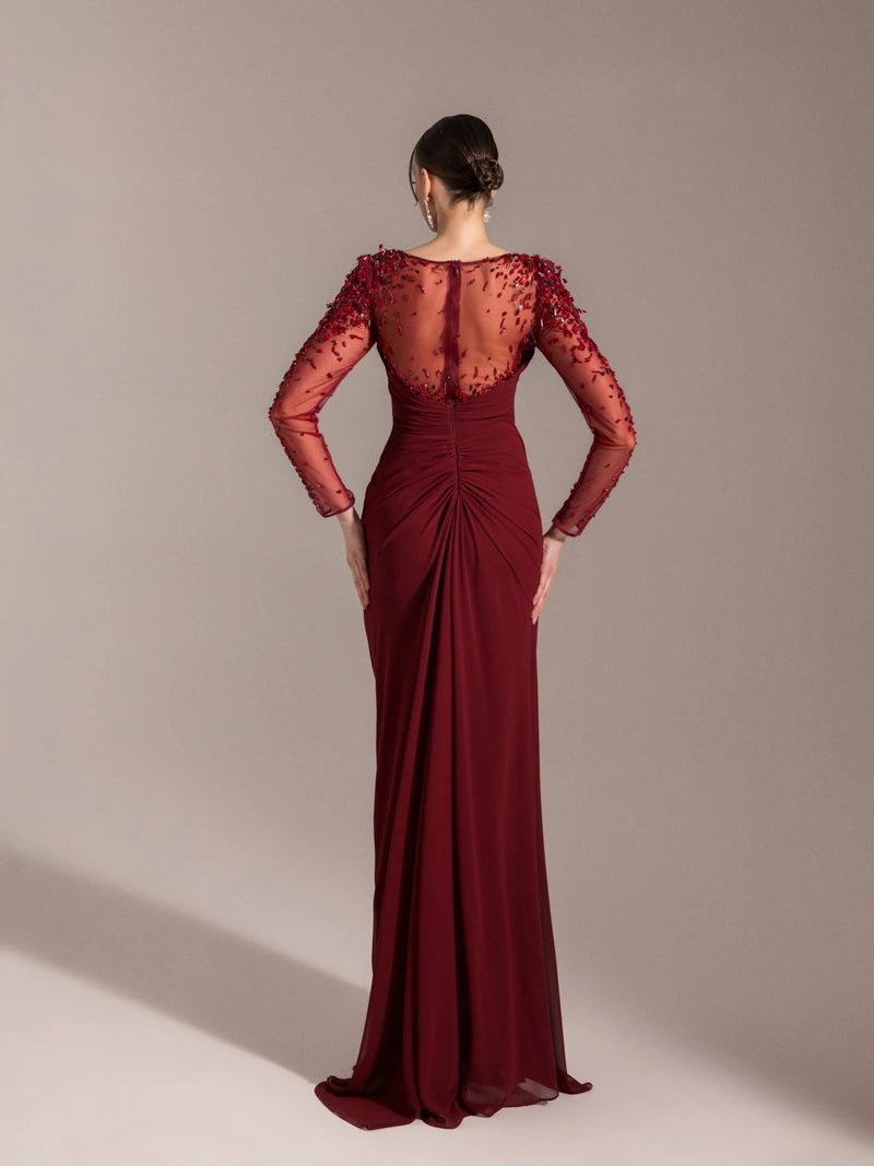 25082-Kolları İşlemeli Yanı Kuyruklu Abiye Elbise