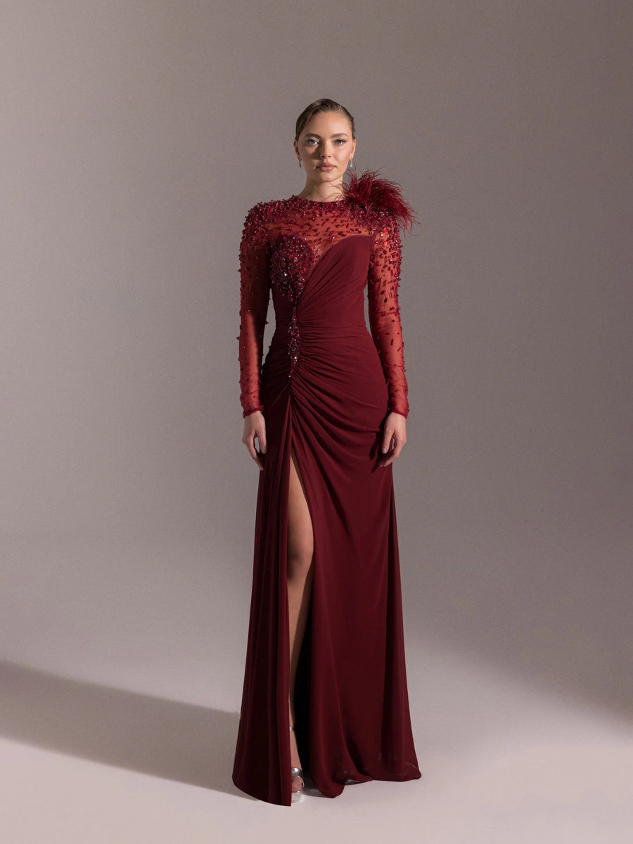 25083-Kolları İşlemeli kırmalı Asimetrik Otrişli Elbise