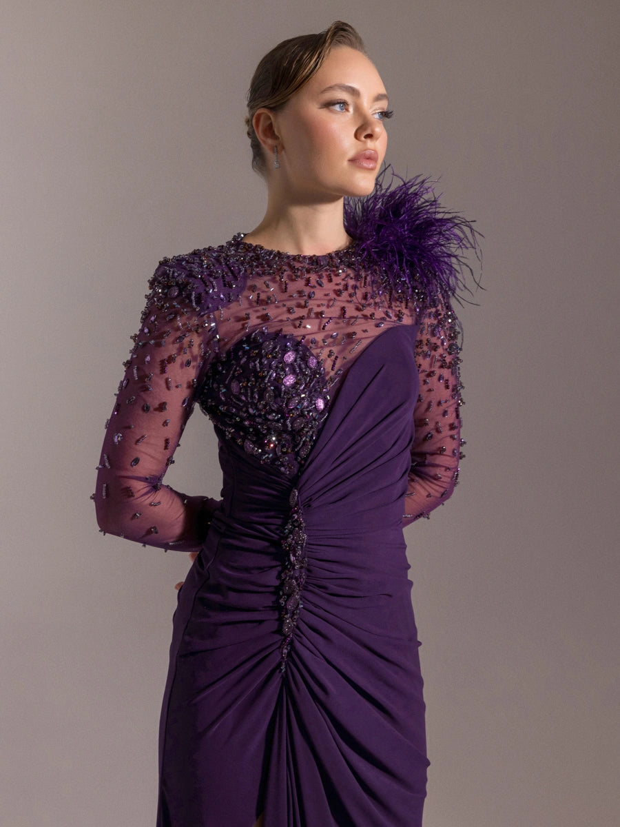 25083-Kolları İşlemeli kırmalı Asimetrik Otrişli Elbise