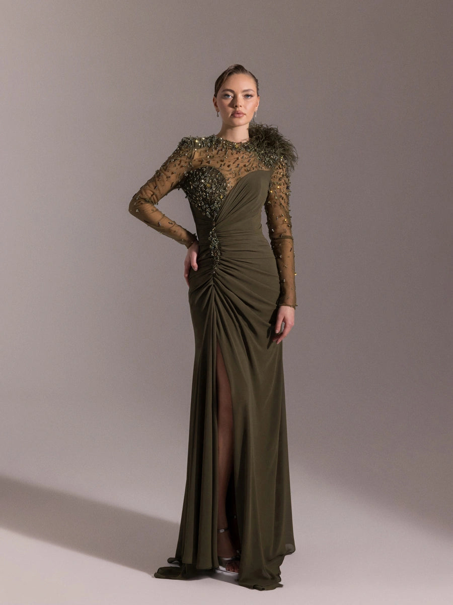 25083-Kolları İşlemeli kırmalı Asimetrik Otrişli Elbise