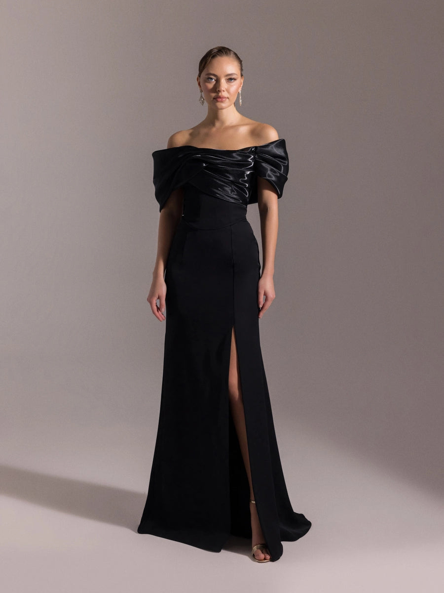 25090-Yoğun Degajeli Straplez Balık Abiye Elbise