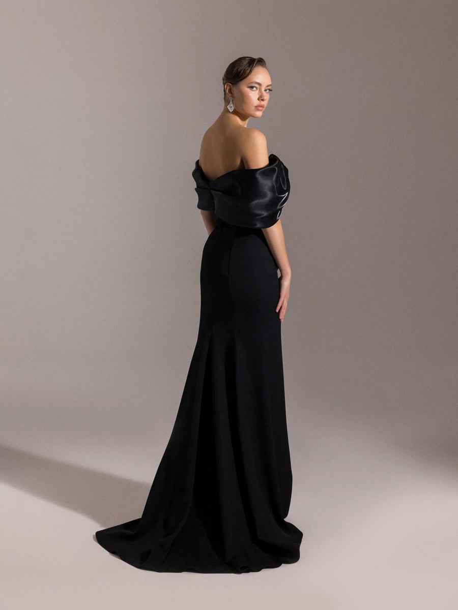 25090-Yoğun Degajeli Straplez Balık Abiye Elbise