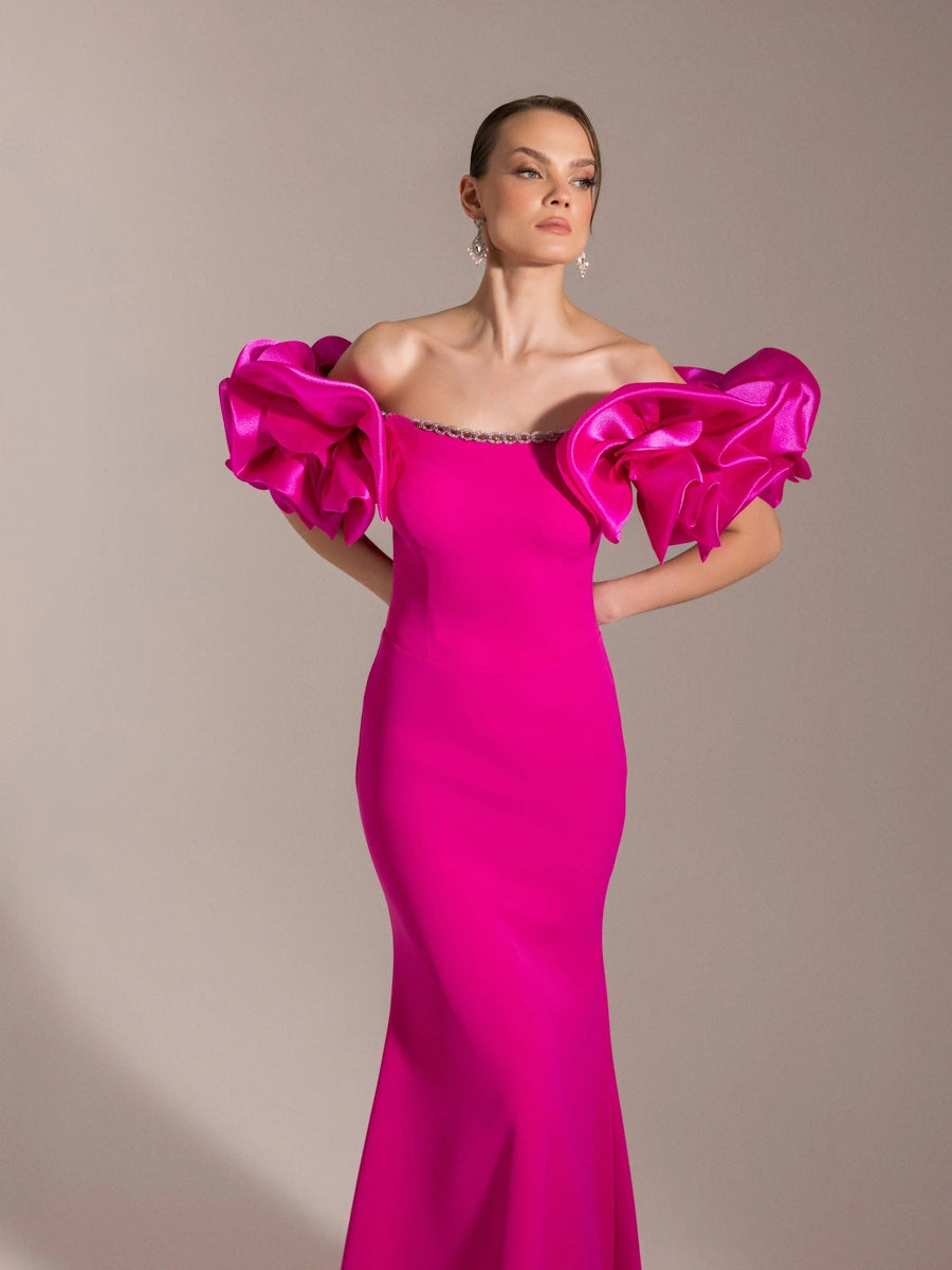 25093-Balon Kol Straplez Balık Abiye Elbise