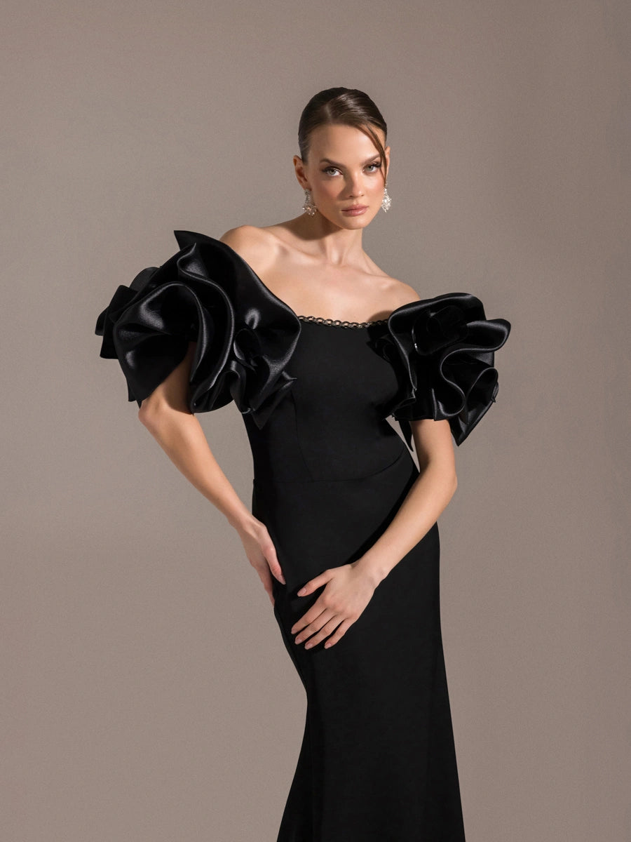 25093-Balon Kol Straplez Balık Abiye Elbise