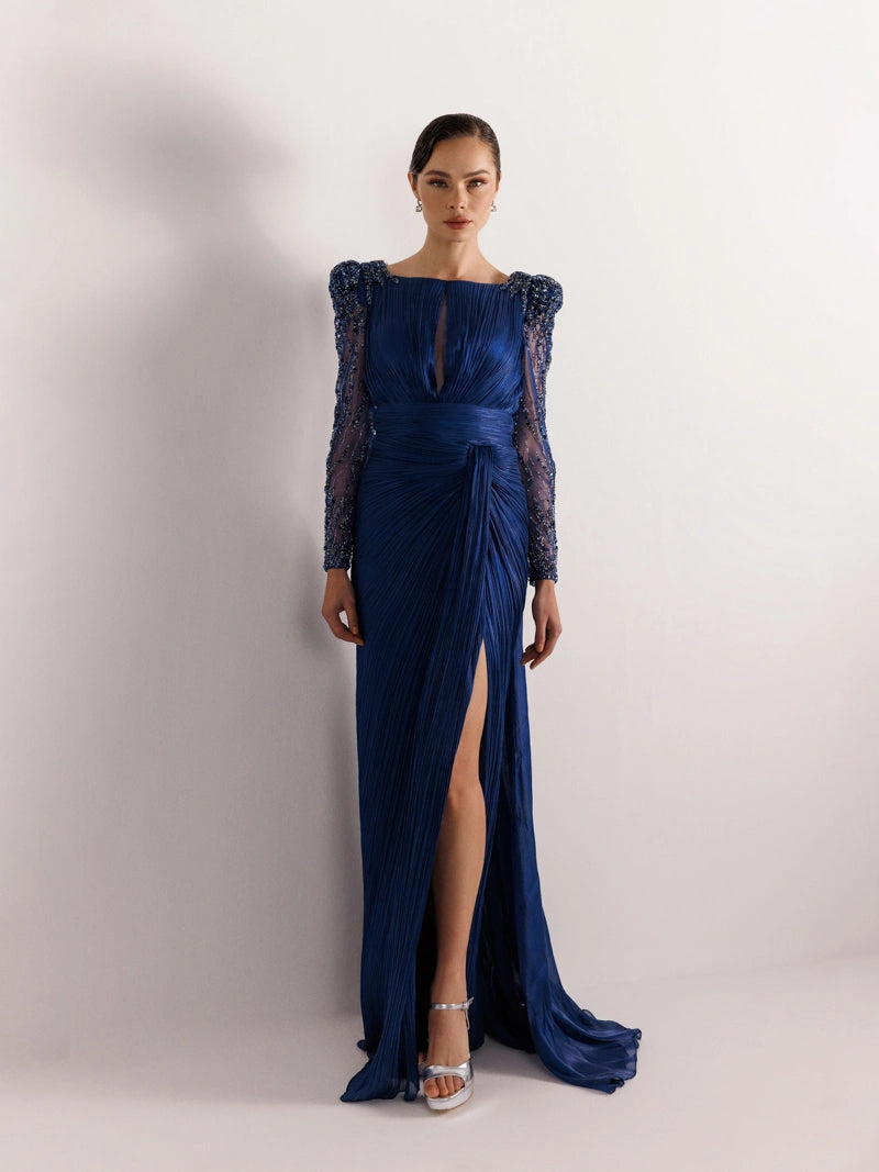 25099-Kolları İşlemeli Pliseli Abiye Elbise