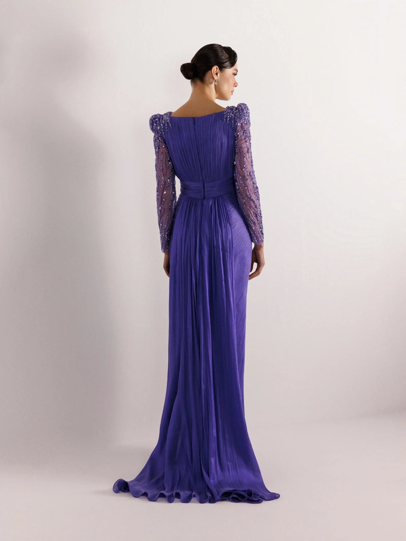 25099-Kolları İşlemeli Pliseli Abiye Elbise