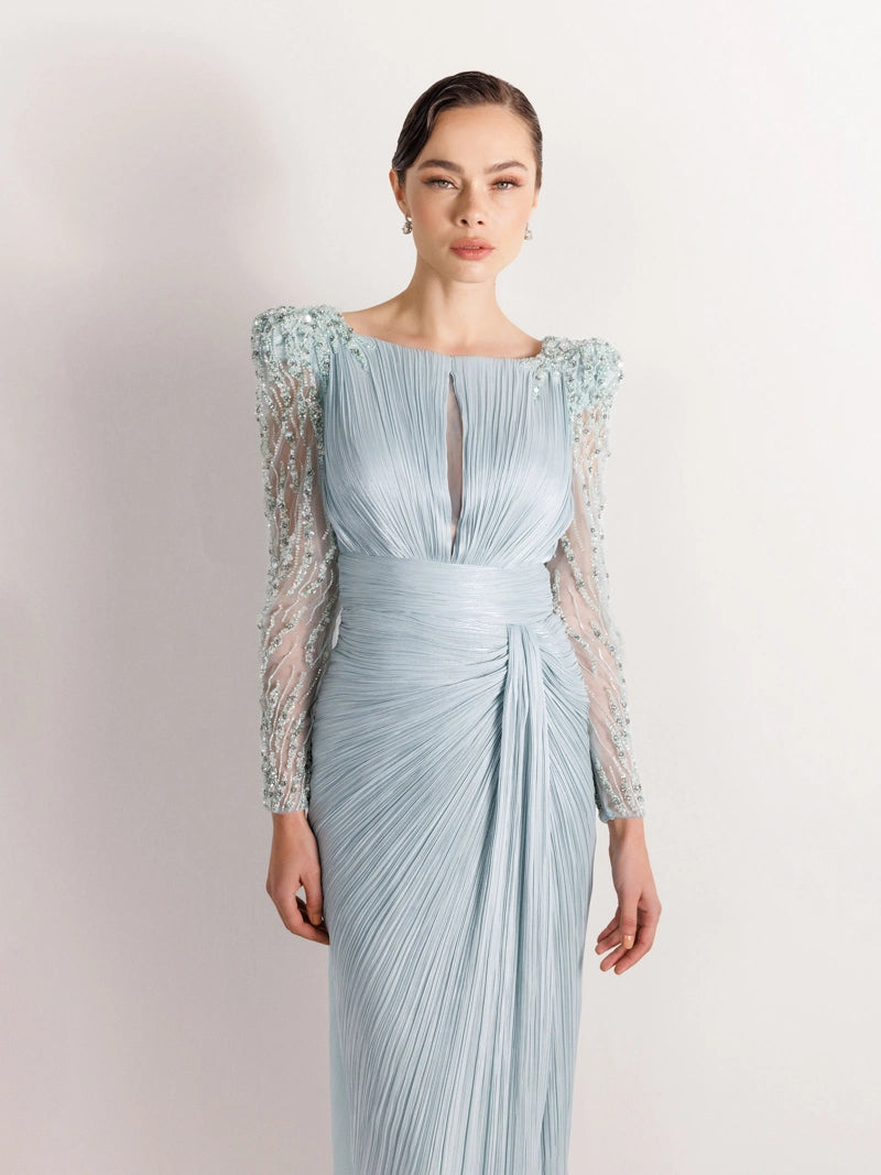 25099-Kolları İşlemeli Pliseli Abiye Elbise