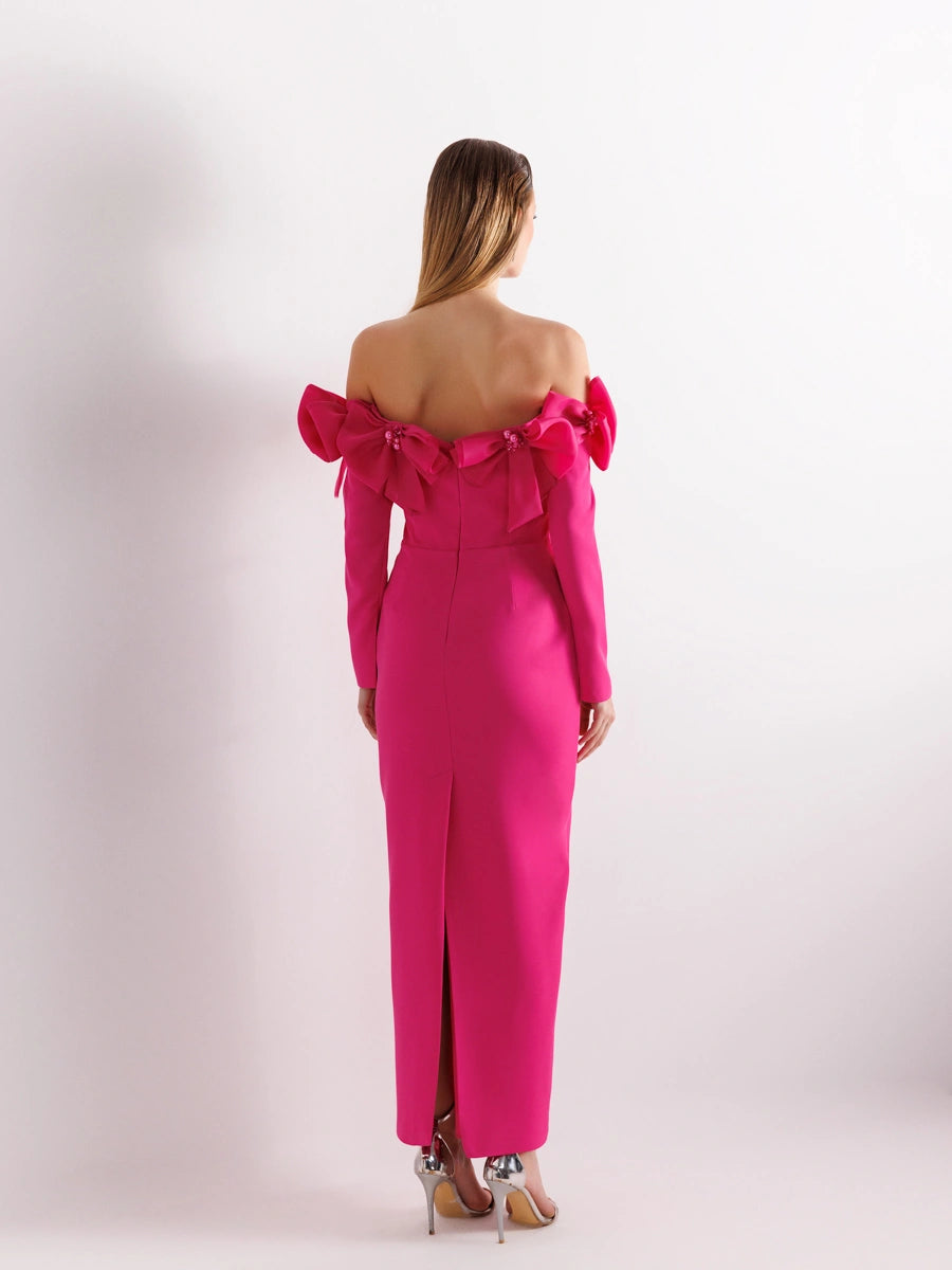 25103-Straplez Kollu Arka Yırtmaçlı Bilek Boy Abiye Elbise