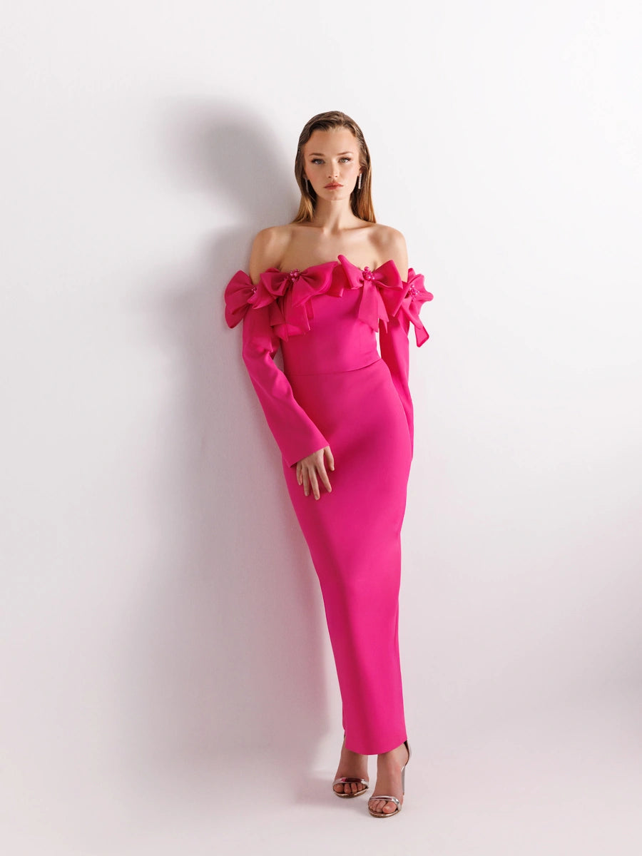 25103-Straplez Kollu Arka Yırtmaçlı Bilek Boy Abiye Elbise