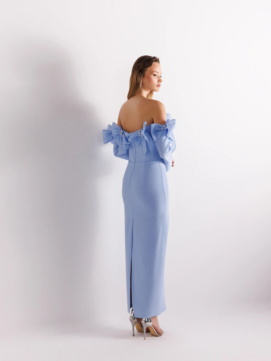 25103-Straplez Kollu Arka Yırtmaçlı Bilek Boy Abiye Elbise