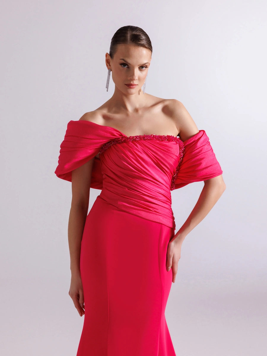 25108-Göğüs İşlemeli Drapeli Şal kol Balık Abiye Elbise