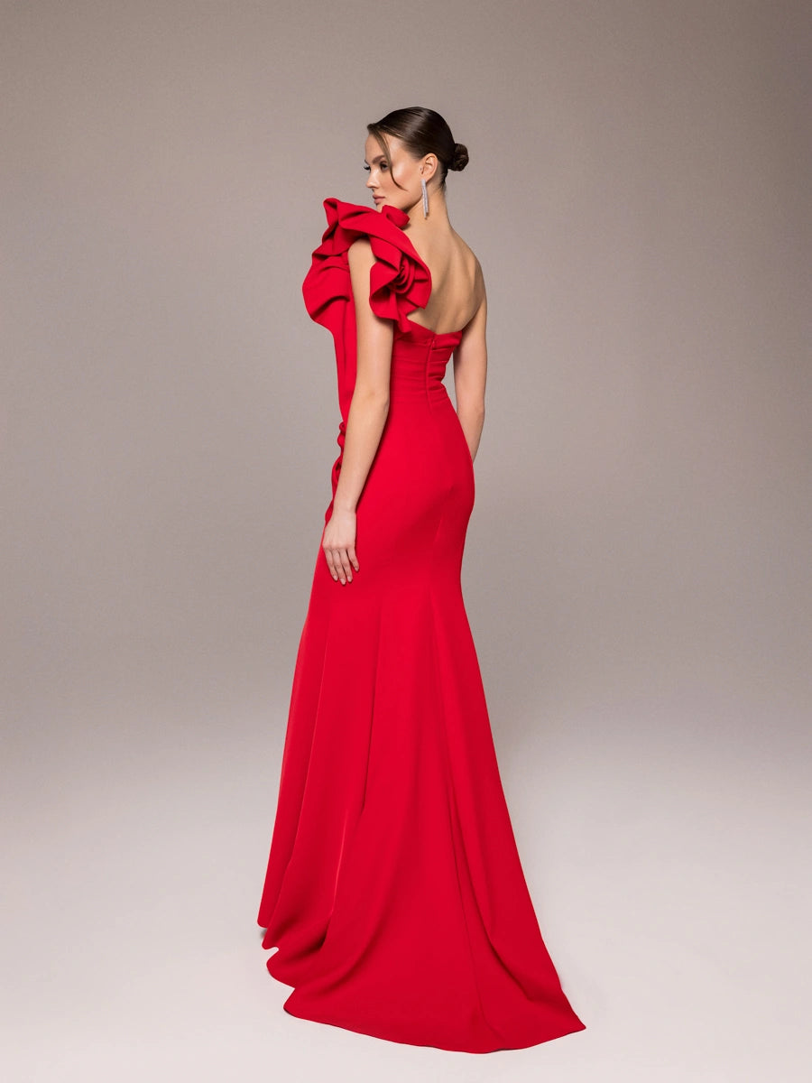 25120-Tek Omuzlu Gül Detaylı Drapeli Balık Abiye Elbise