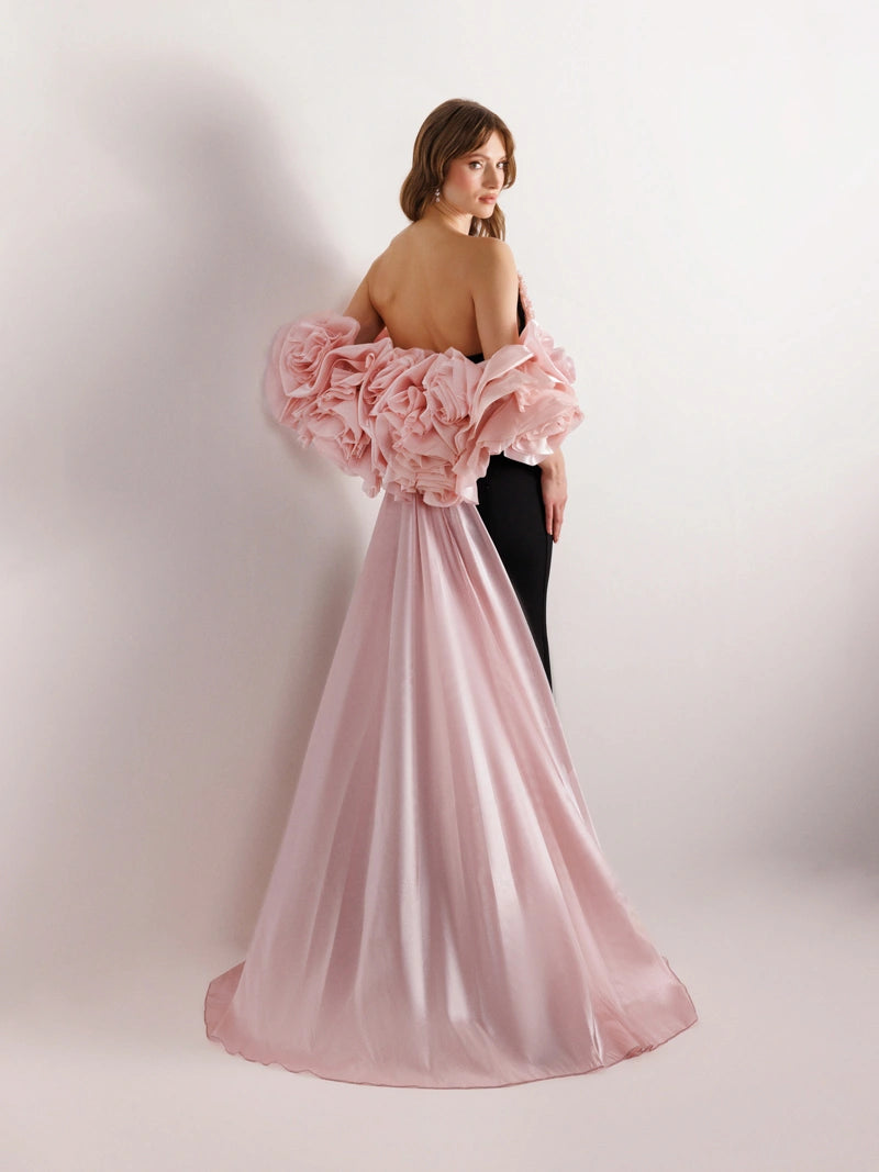 Yakası İşlemeli Straplez Balık Elbise Pudra rengi detaylı arka