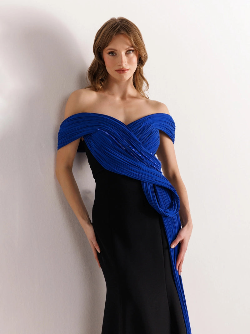 25125-Straplez İnci Detaylı Balık Abiye Elbise