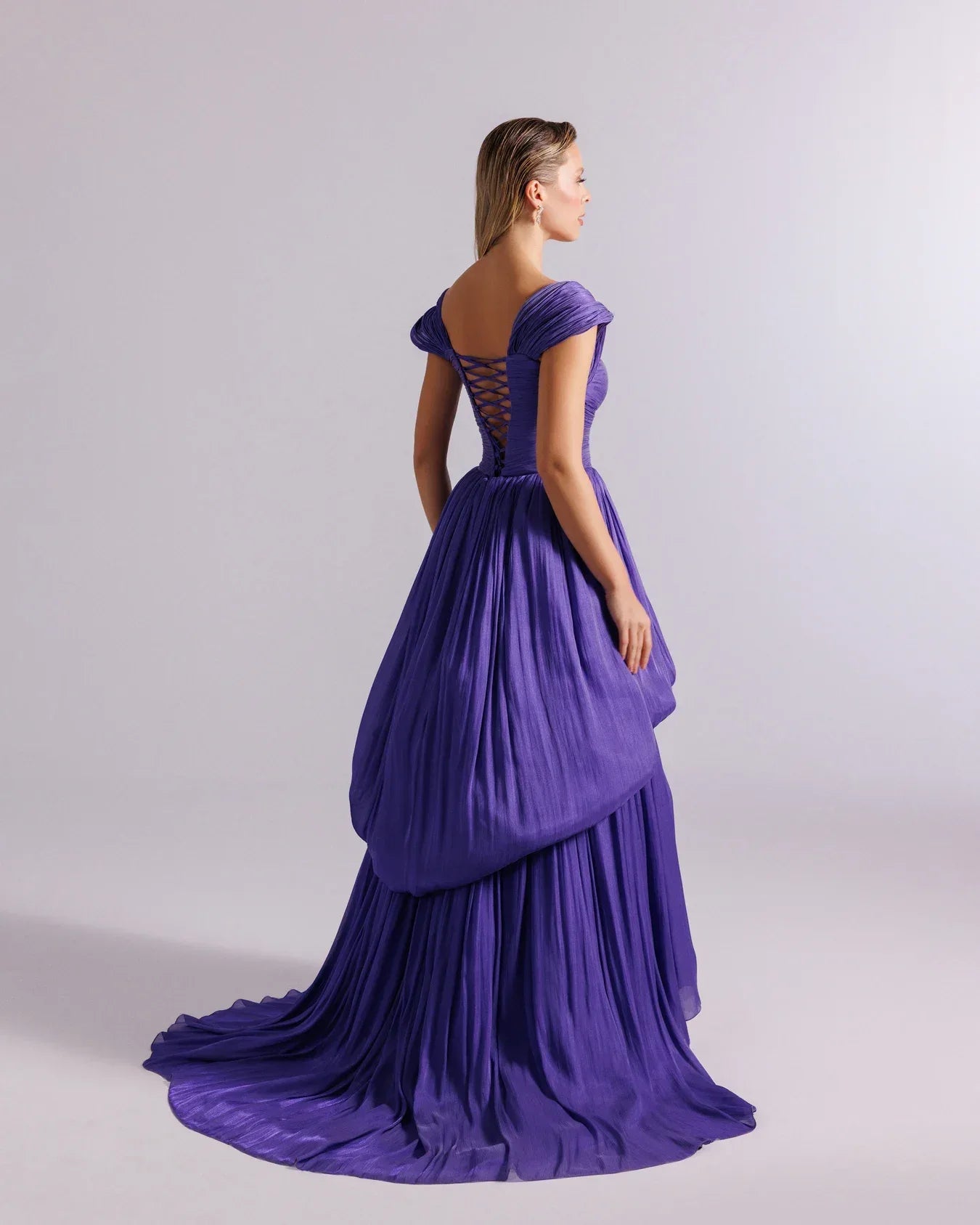 25128-Omuz Detaylı Drapeli Parlak Şifon Balon Elbise - Kenzel