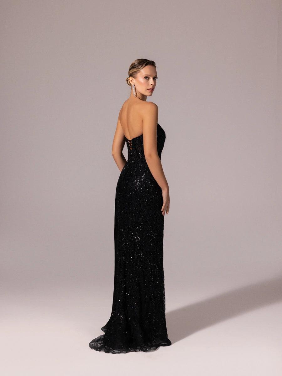 25132-Pilise Garnili Boncuk İşlemeli Balık Elbise