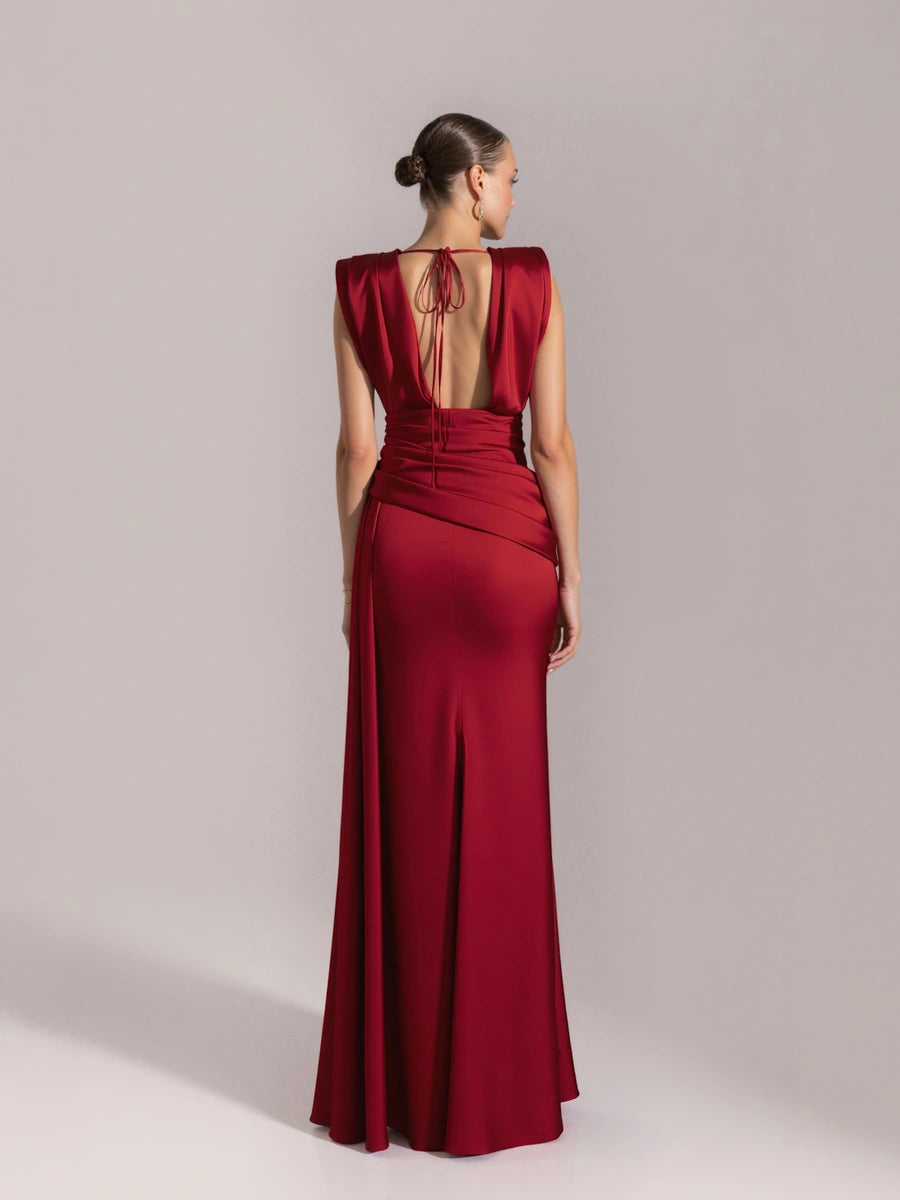 25149-Degaje Dökümlü Yan Kuyruk Detaylı Abiye Elbise