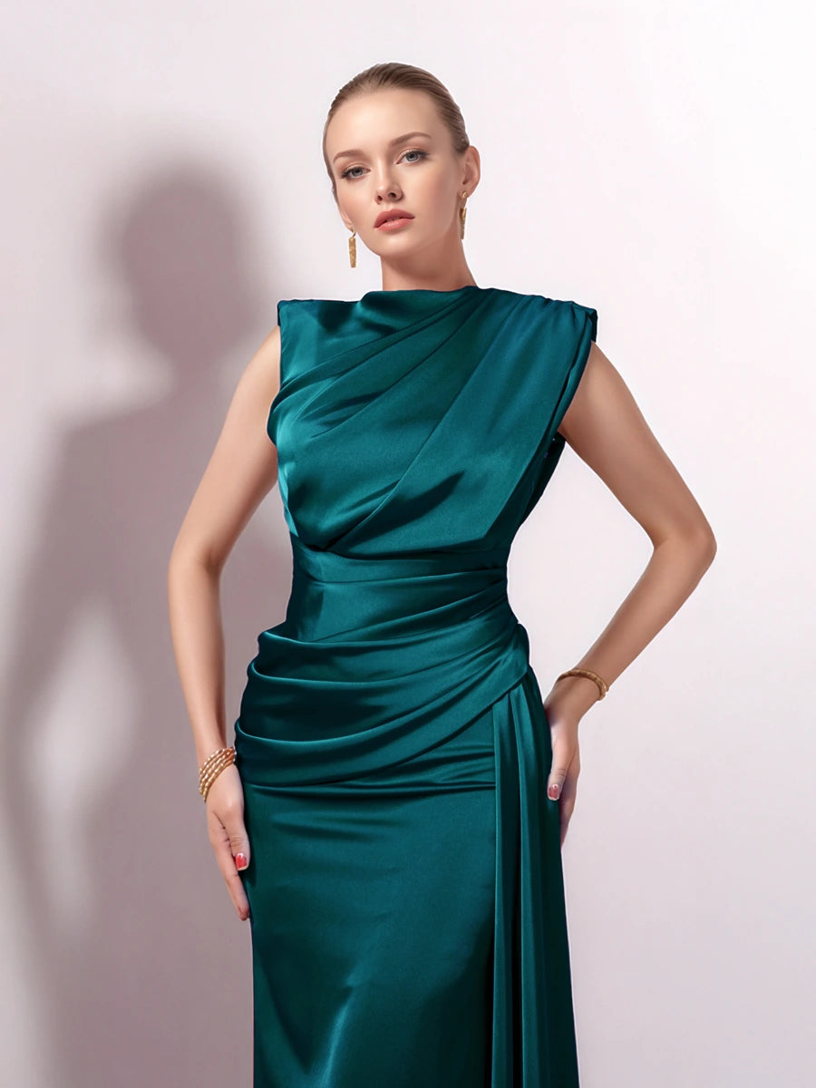 25149-Degaje Dökümlü Yan Kuyruk Detaylı Abiye Elbise