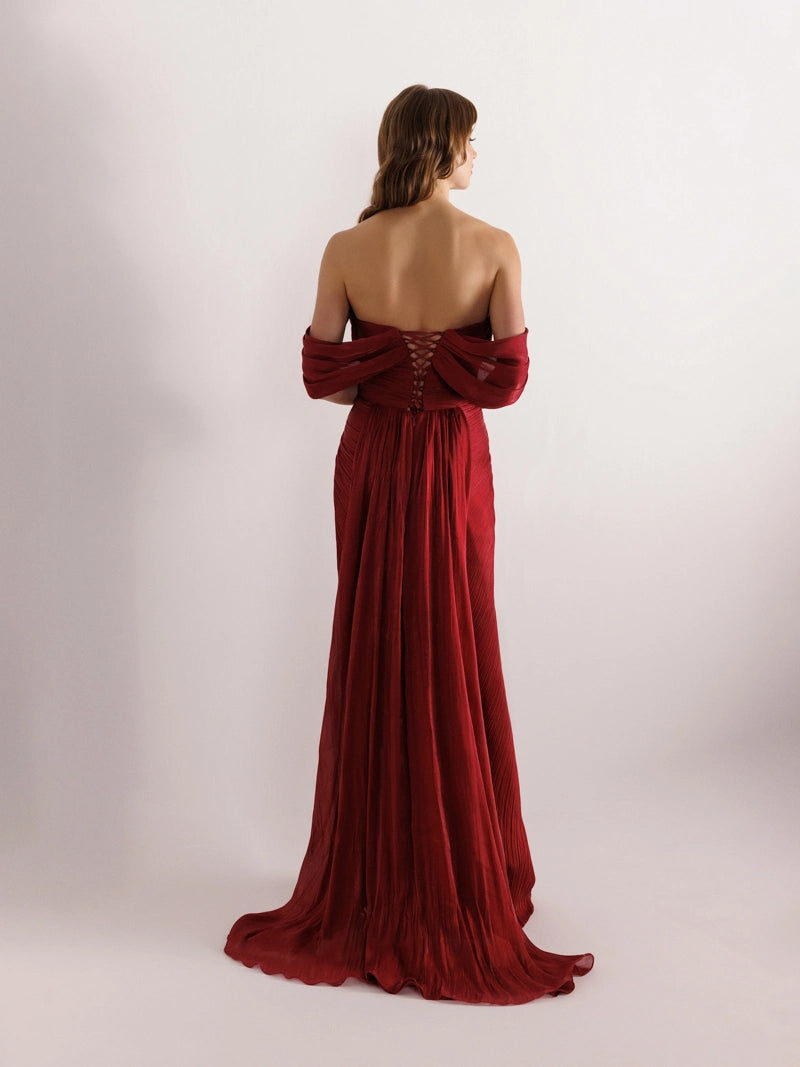 25153-Göğüsü İşlemeli Straplez Pliseli Abiye Elbise