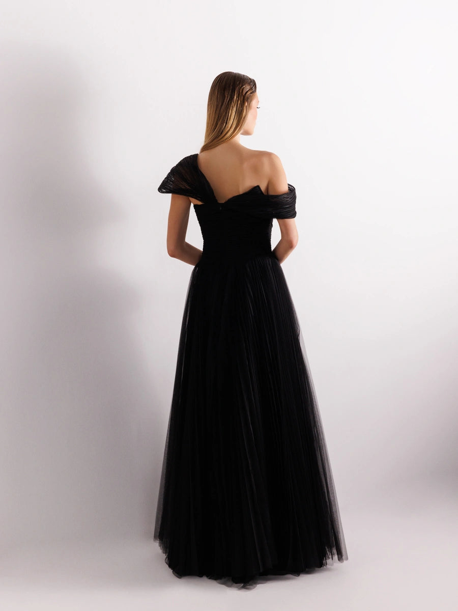 25168-Düşük Omuz Piliseli Kabarık Abiye Elbise