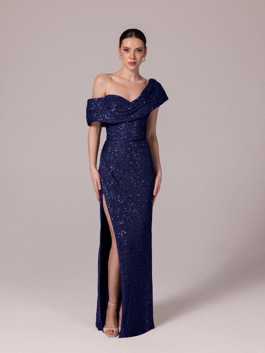 25173-Yaka Detaylı Pullu Payet Örme Abiye Elbise