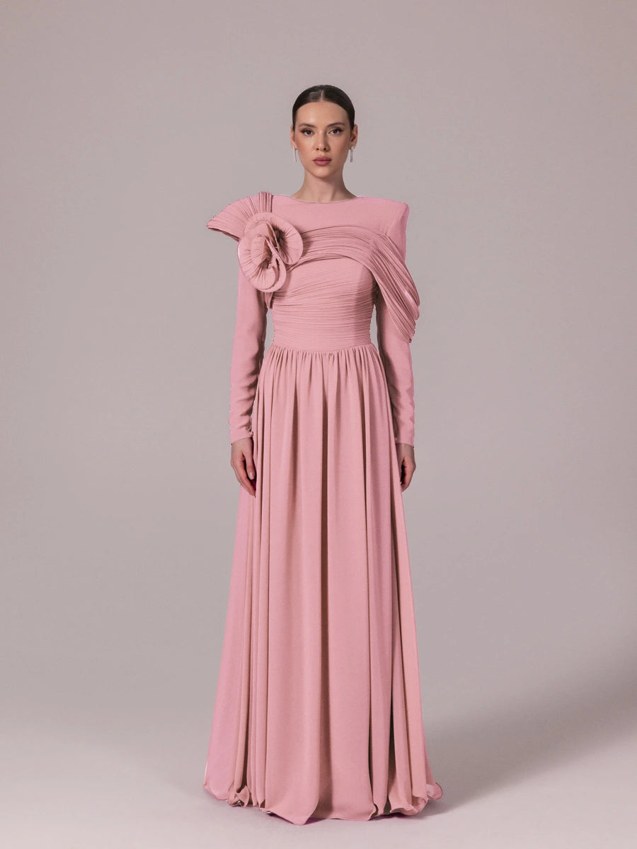 25204-Omuz Çiçek Detaylı Kloş Tesettür Abiye Elbise