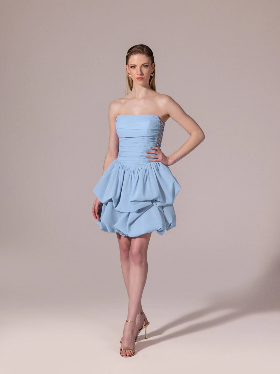 25306-Yanları Bağcık Detaylı Straplez Mini Balon Elbise