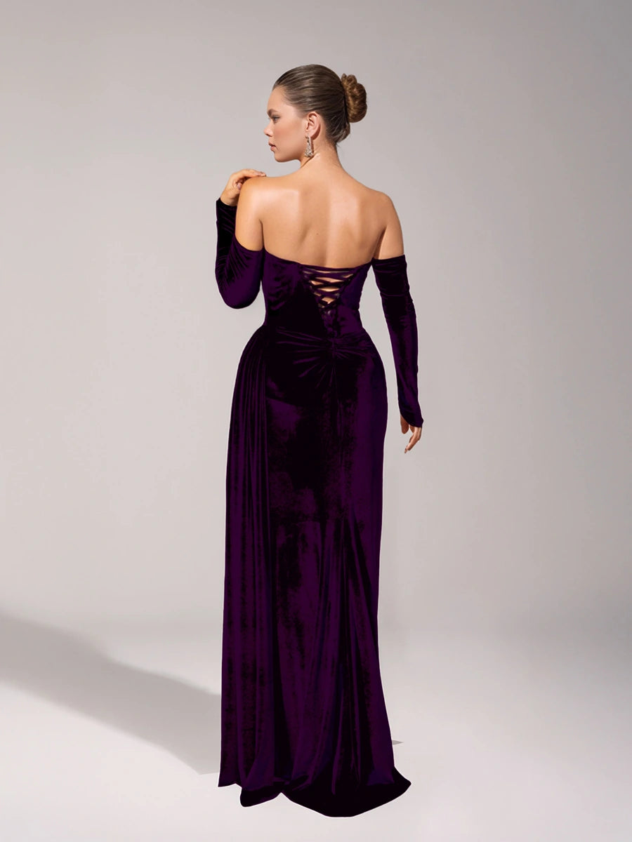 25402-Straplez Degaje Yaka Drapeli Kuyruk Detaylı Abiye Elbise