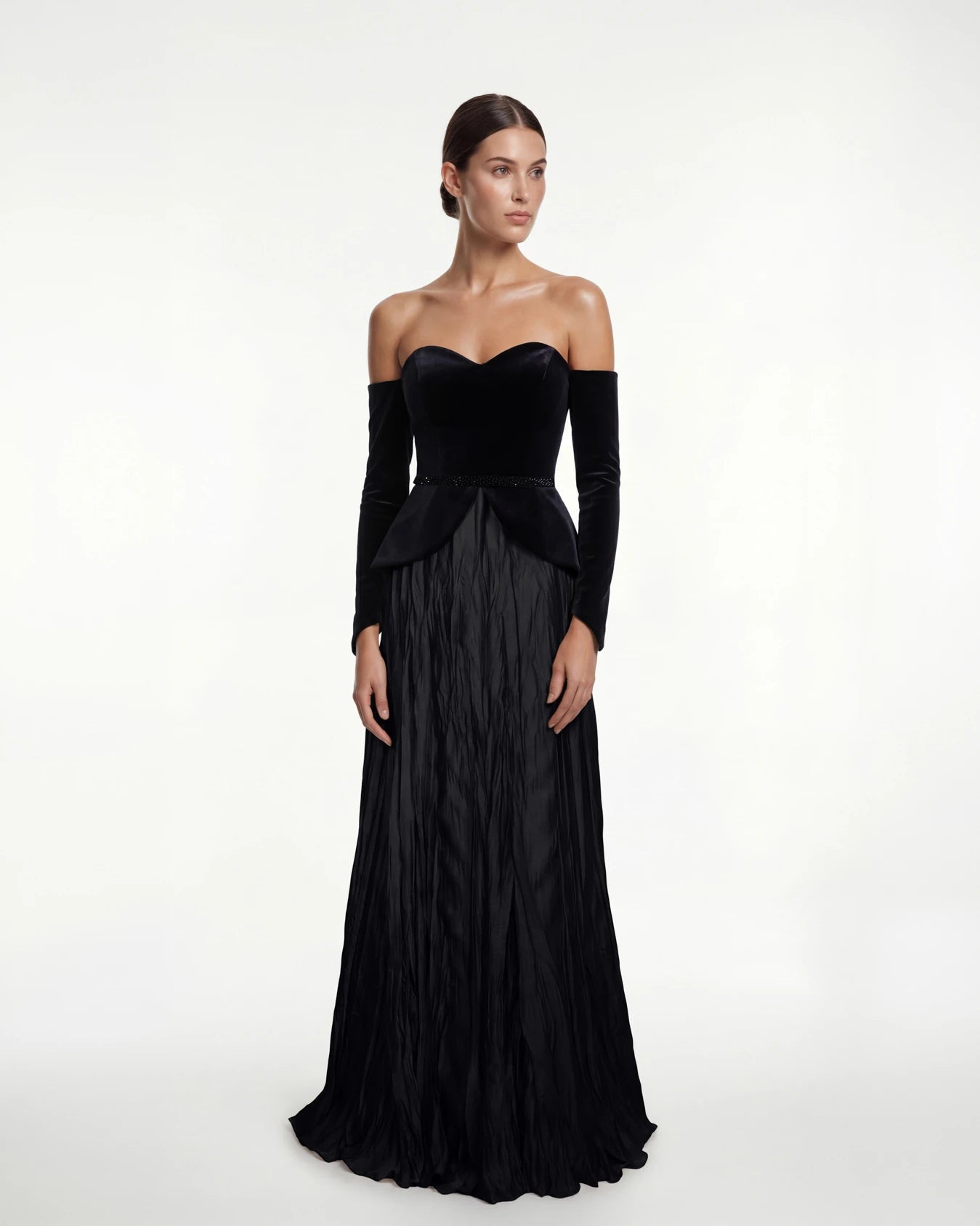 25408-Kadife Büstiyer Garnili Beli Taş İşlemeli Uzun Abiye Elbise