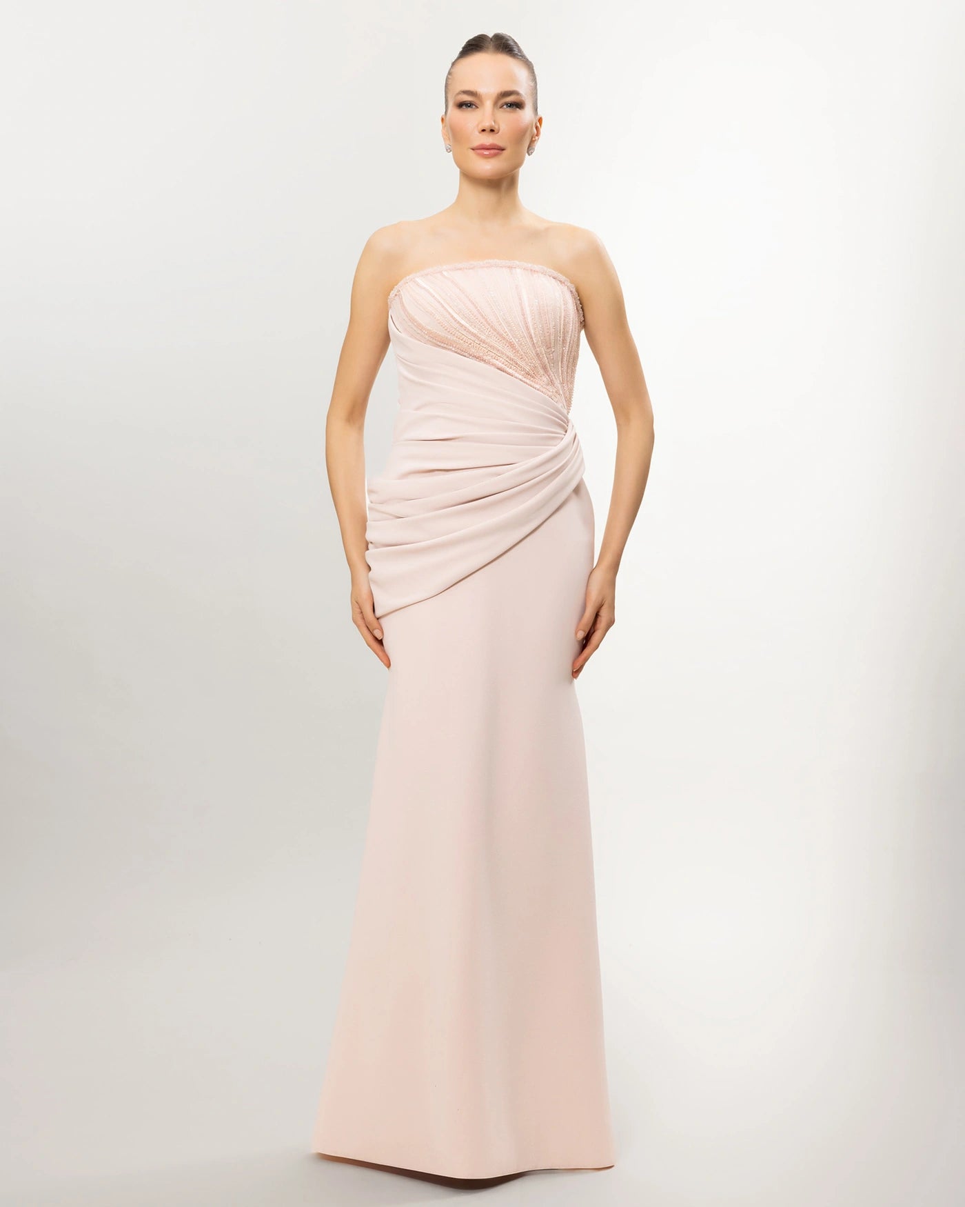 26033-Straplez Taş İşlemeli Drapeli Balık Abiye