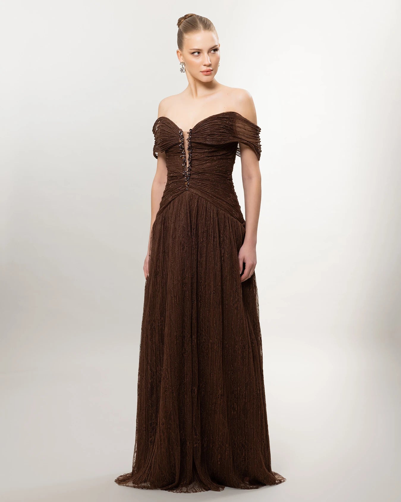 26071-Romantik Dantel Detaylı Düşük Omuz Uzun Abiye Elbise