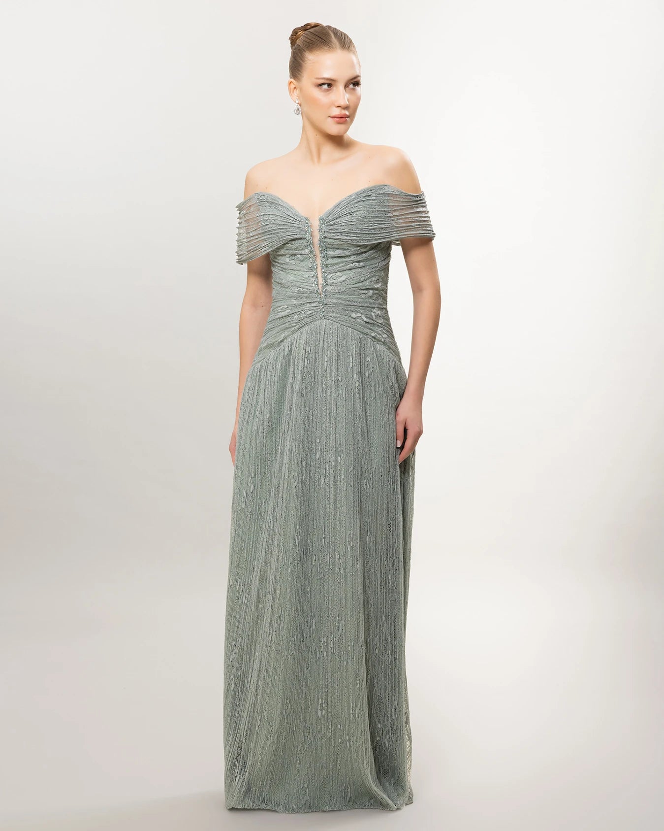 26071-Romantik Dantel Detaylı Düşük Omuz Uzun Abiye Elbise