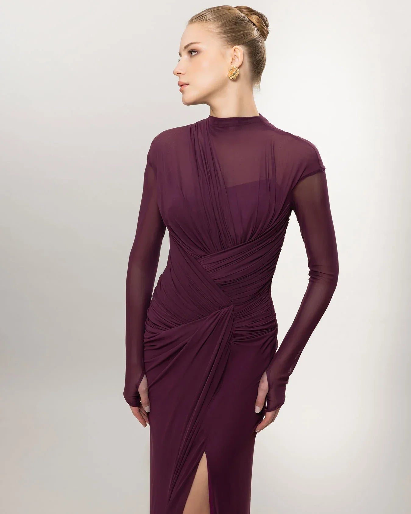 26080-Uzun Kollu Yırtmaçlı Drapeli Uzun Abiye Elbise - Kenzel