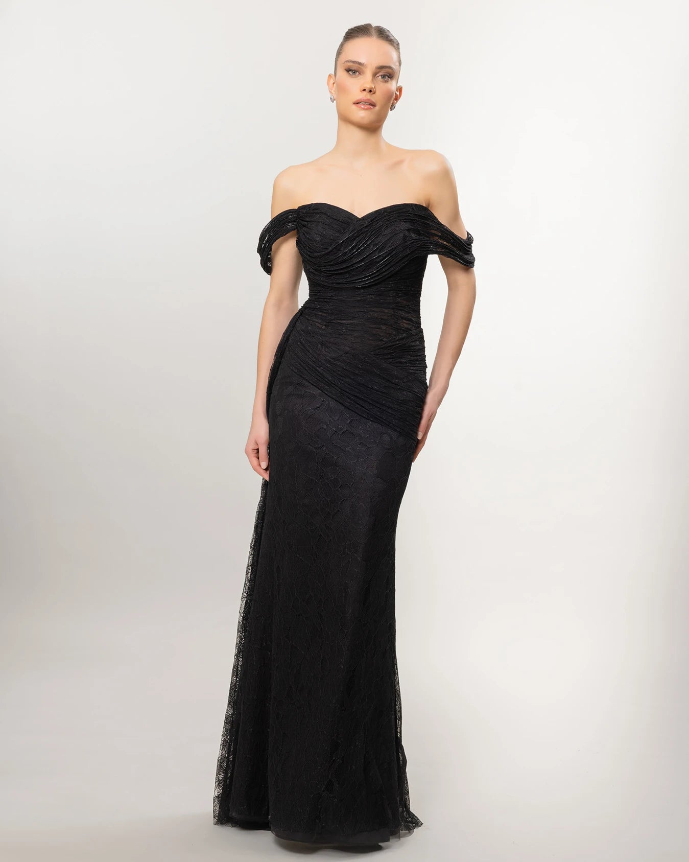 26100-Düşük Omuz Drape Detaylı Dantel Balık Abiye Elbise