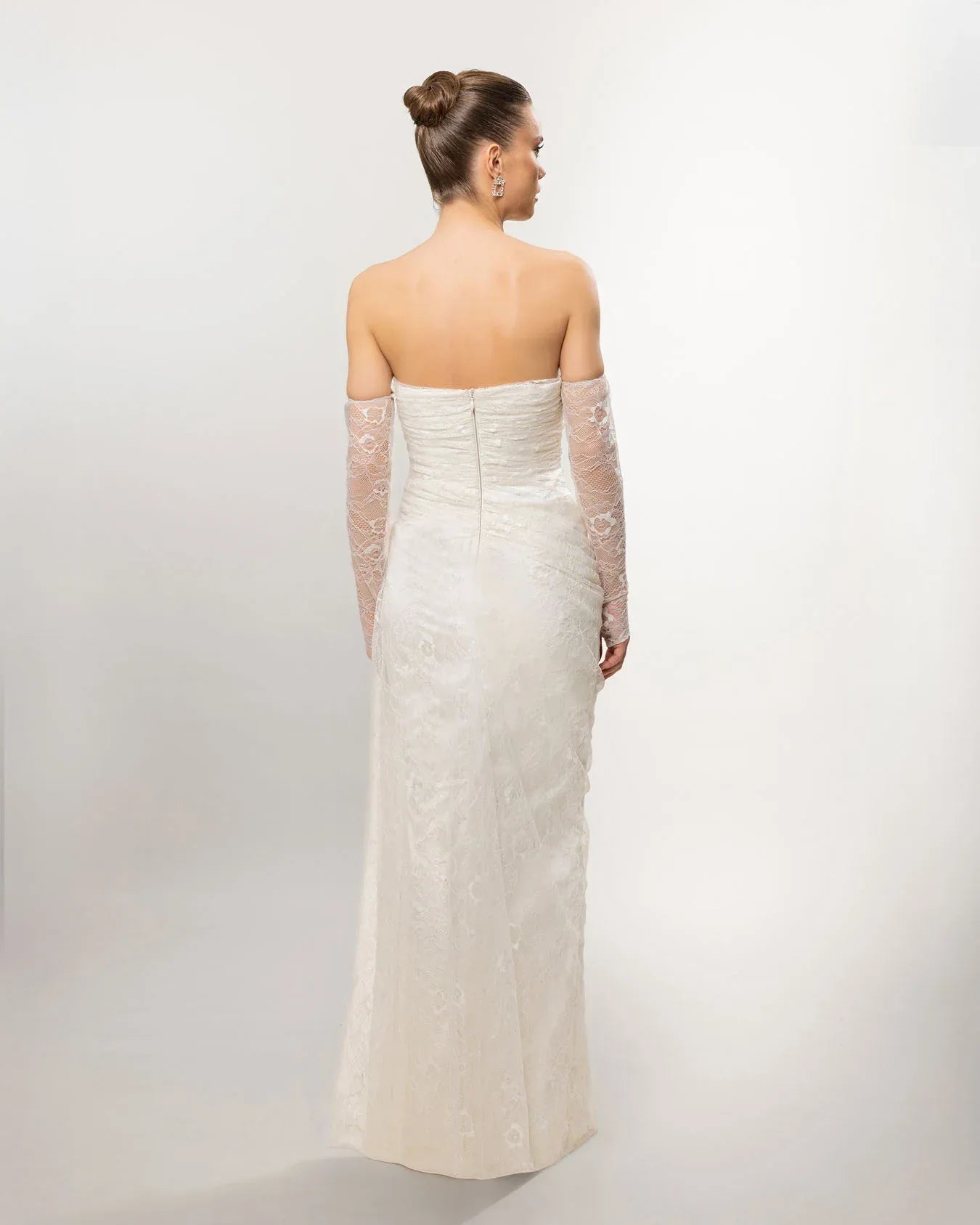 26101-Straplez Uzun Kol Dantelli Uzun Abiye Elbise - Kenzel