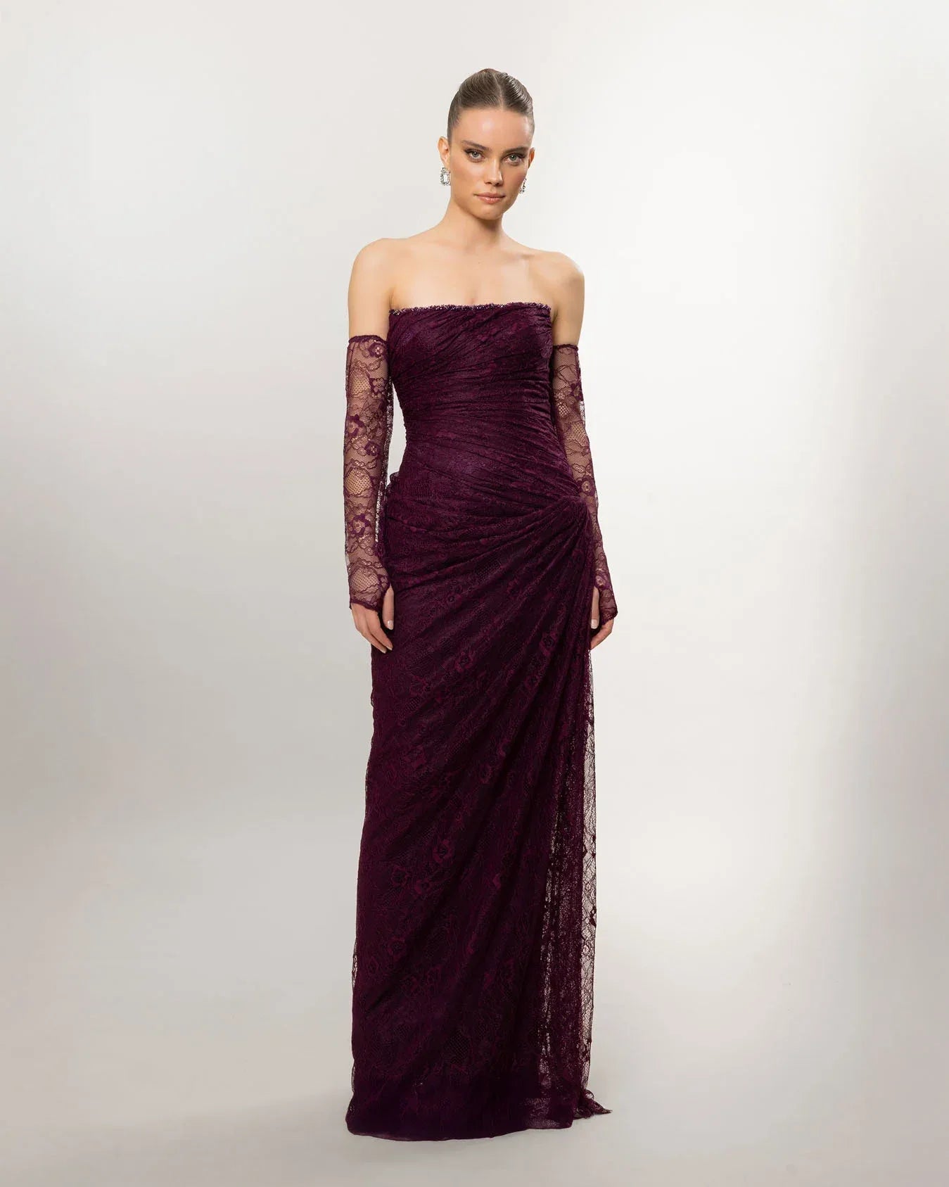 26101-Straplez Uzun Kol Dantelli Uzun Abiye Elbise - Kenzel